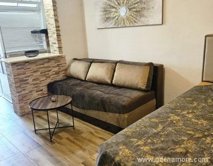 Almare Apartmans , ενοικιαζόμενα δωμάτια στο μέρος Bar, Montenegro